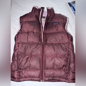 Girls Patagonia Puffer Down Vest Size xl warm thick